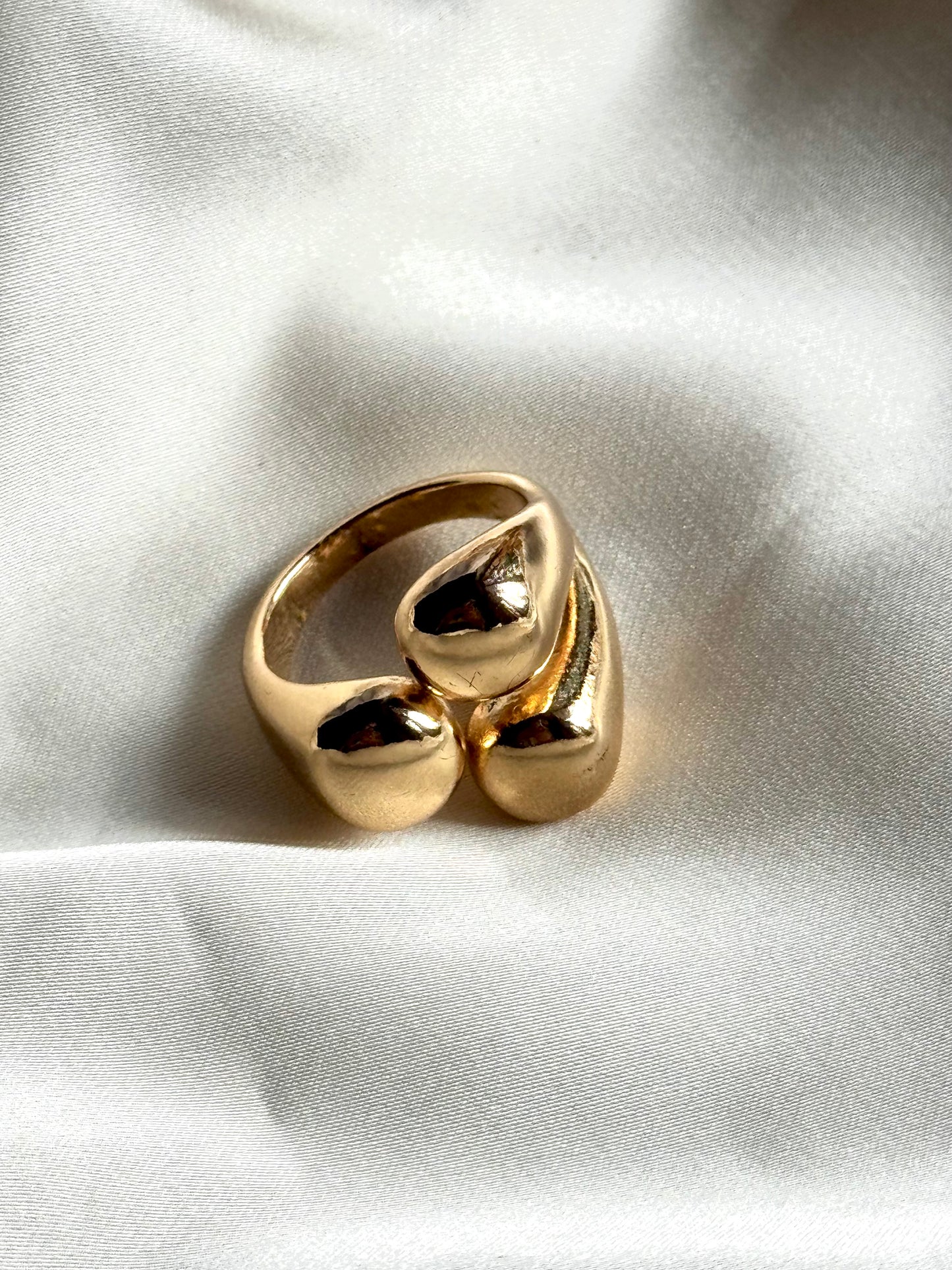 Abstract Teardrop Ring