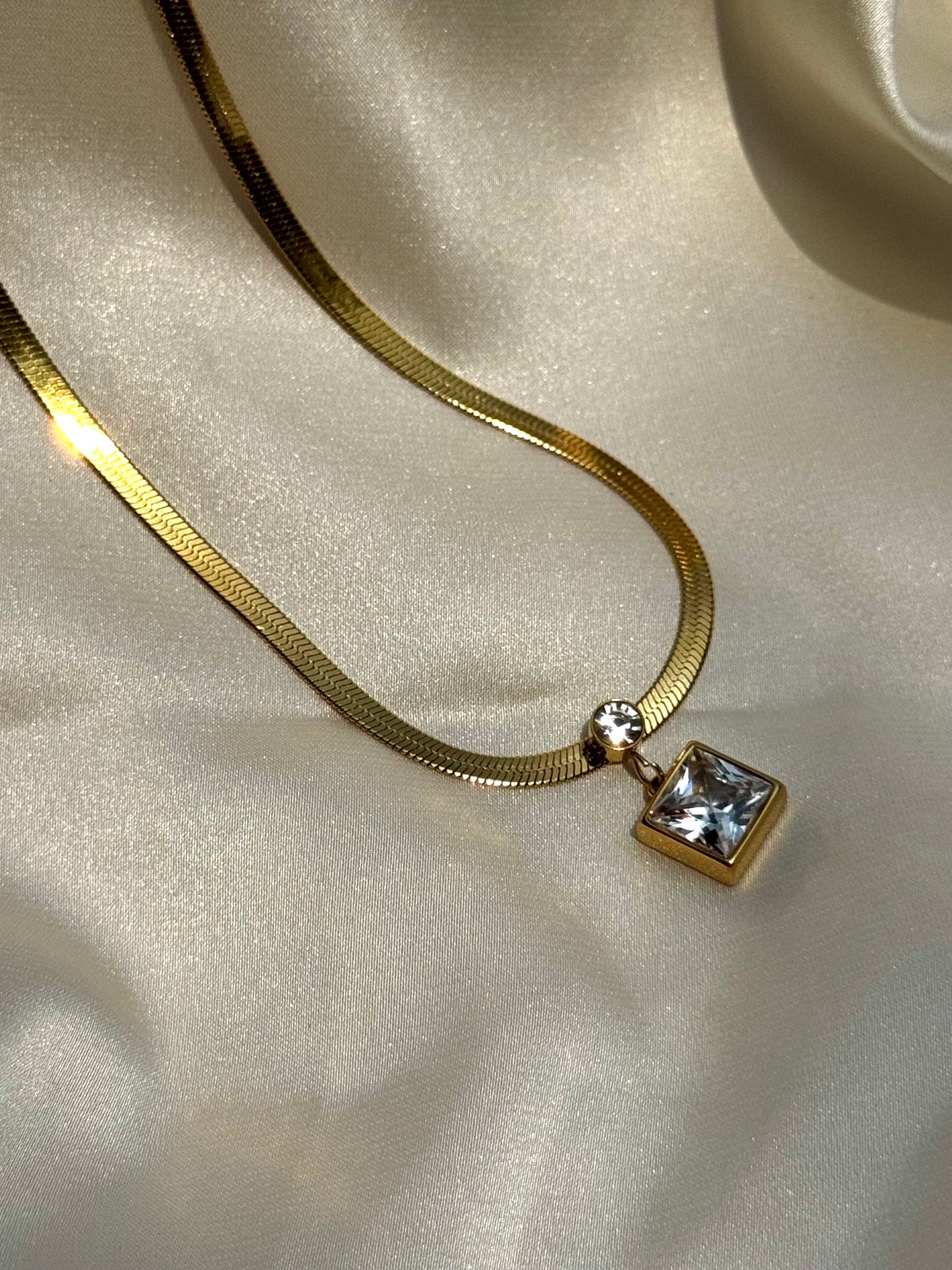square-cut crystal pendant Necklace