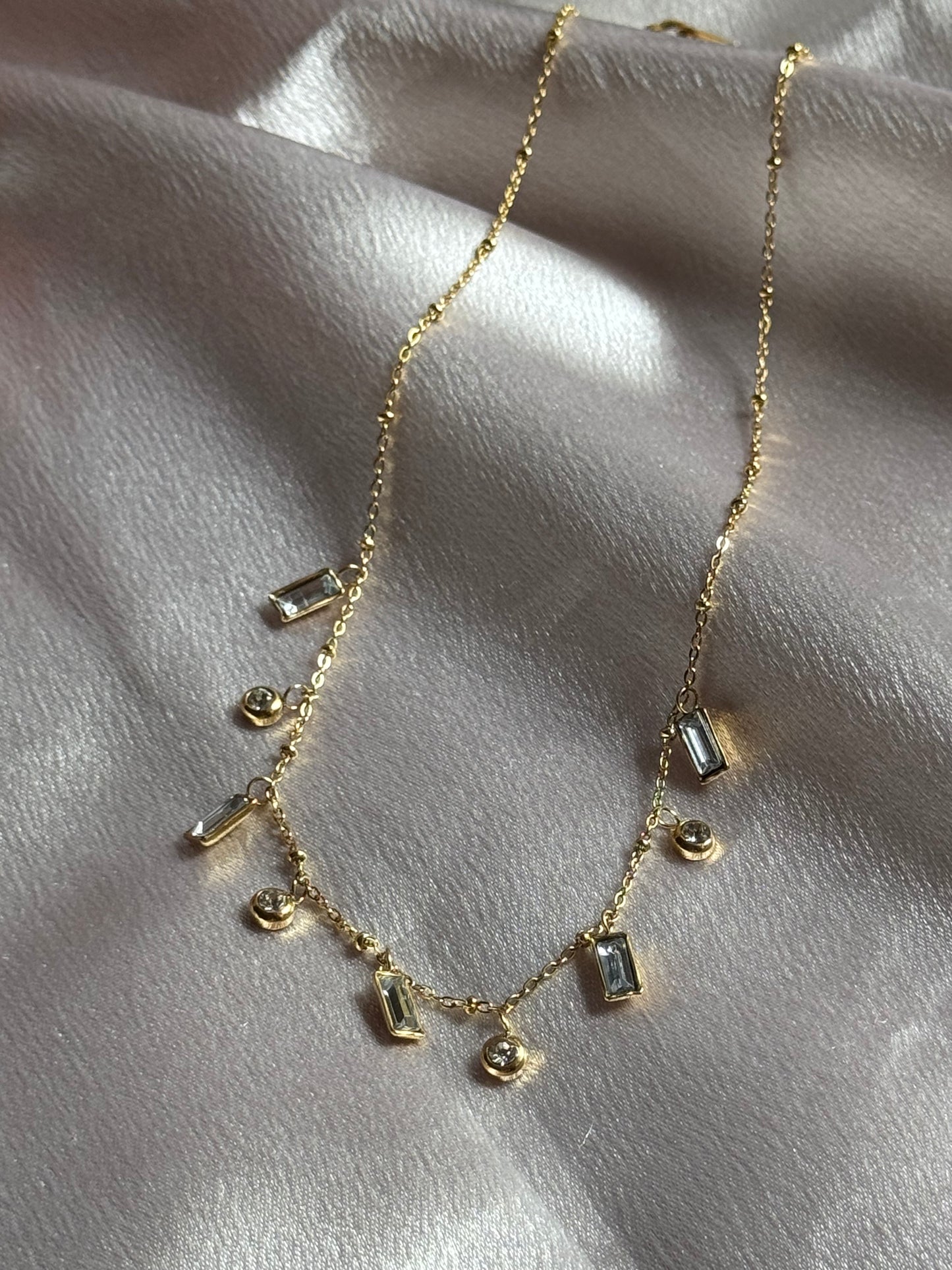 Dangle Necklace