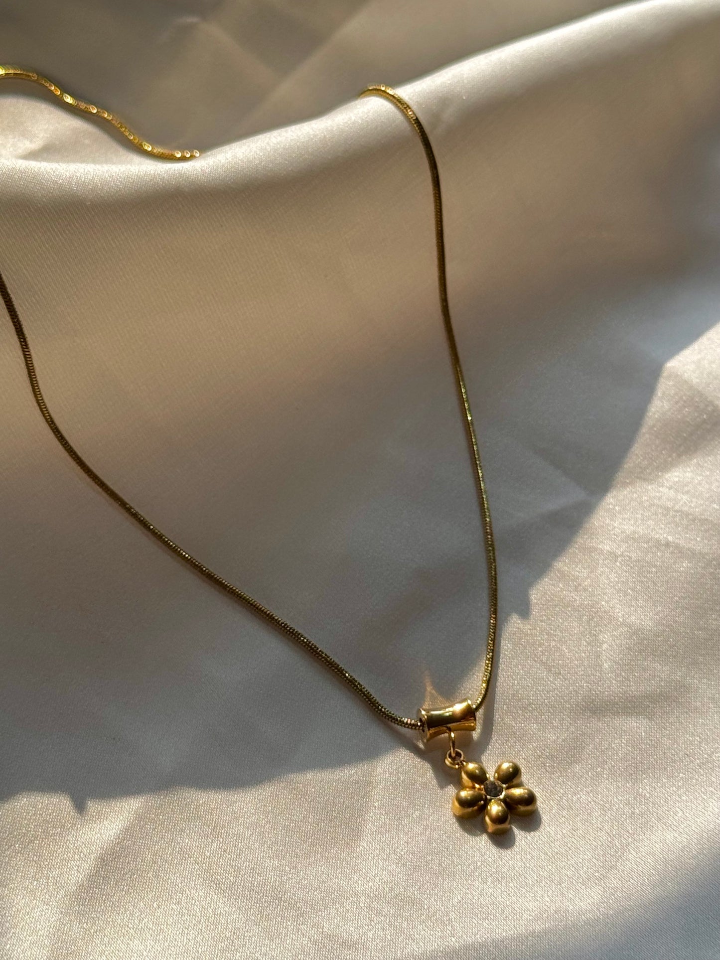 Gold Flower Snake Chain