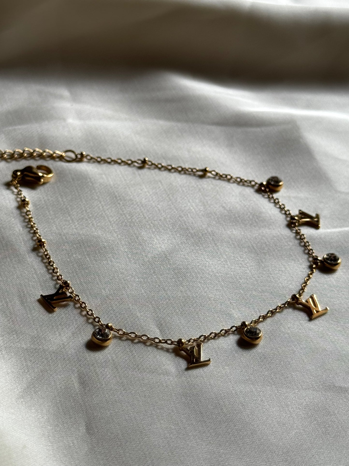 Vogue Virtue Dangle Bracelet
