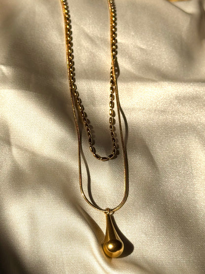 Golden Dewdrop Necklace