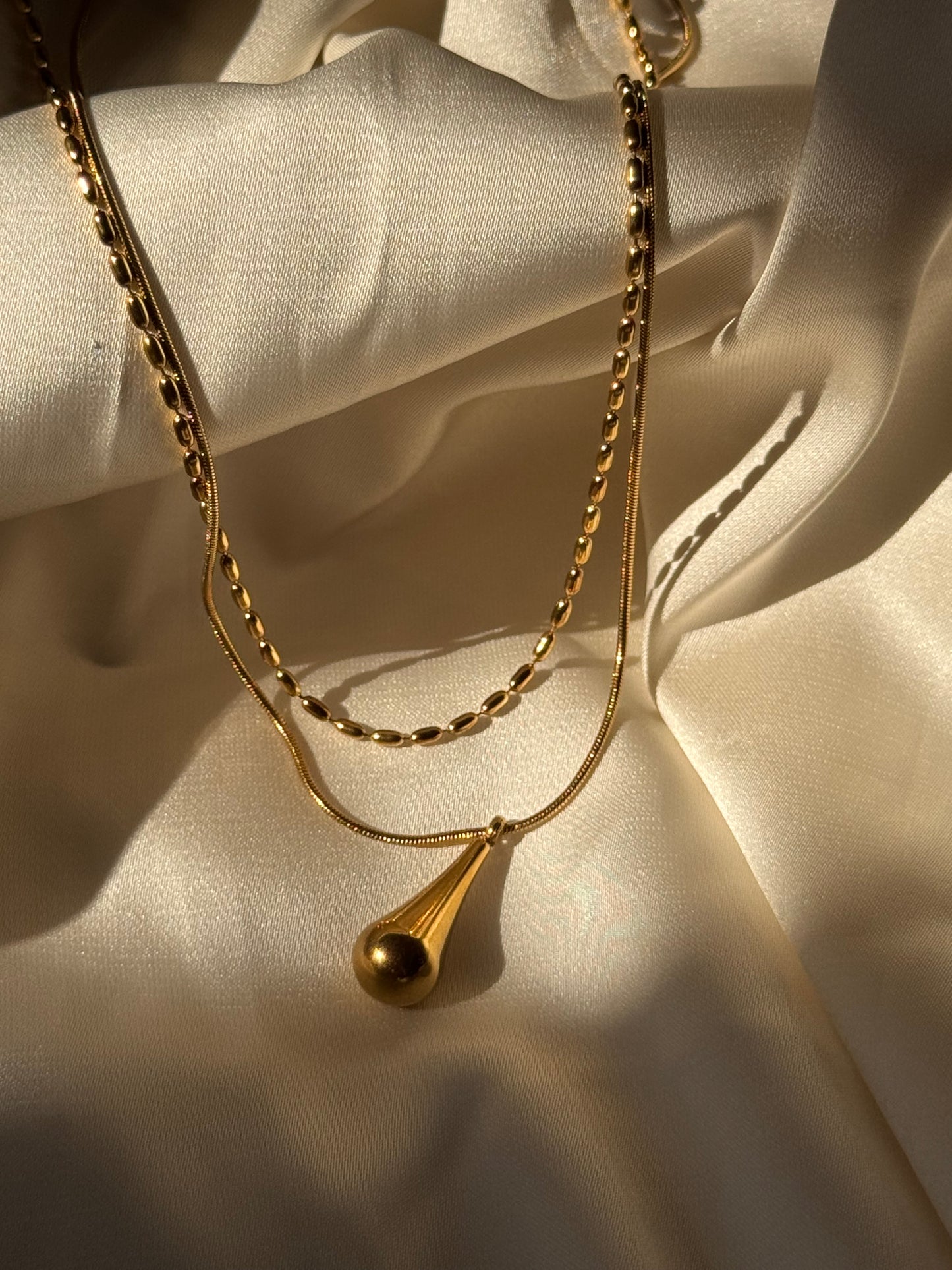 Golden Dewdrop Necklace