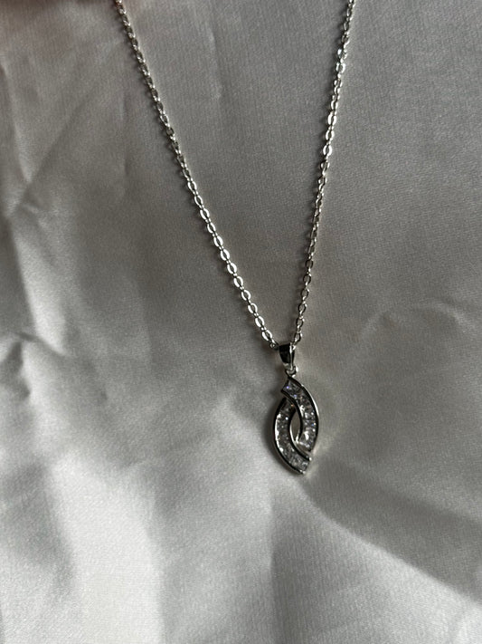Silver Willow Pendant chain