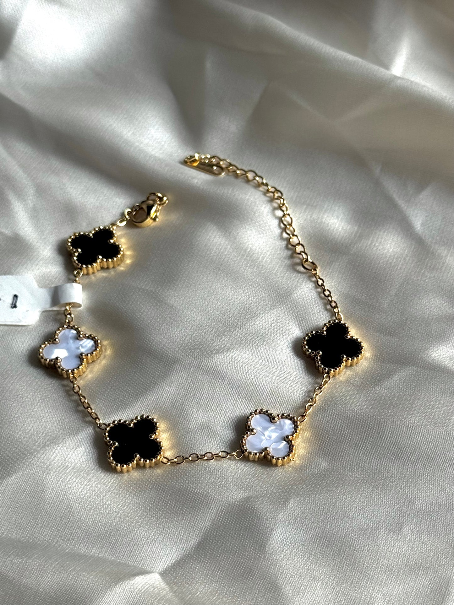 Black & White Clover Link Bracelet