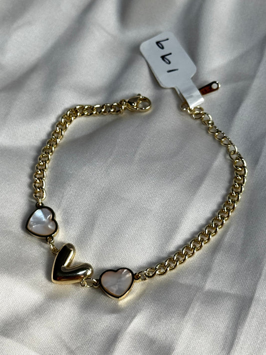 Mother of Pearl Heart  bracelet