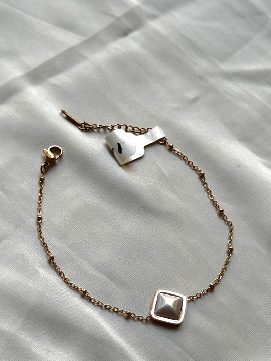 Geometric Pearl Station Bracelet