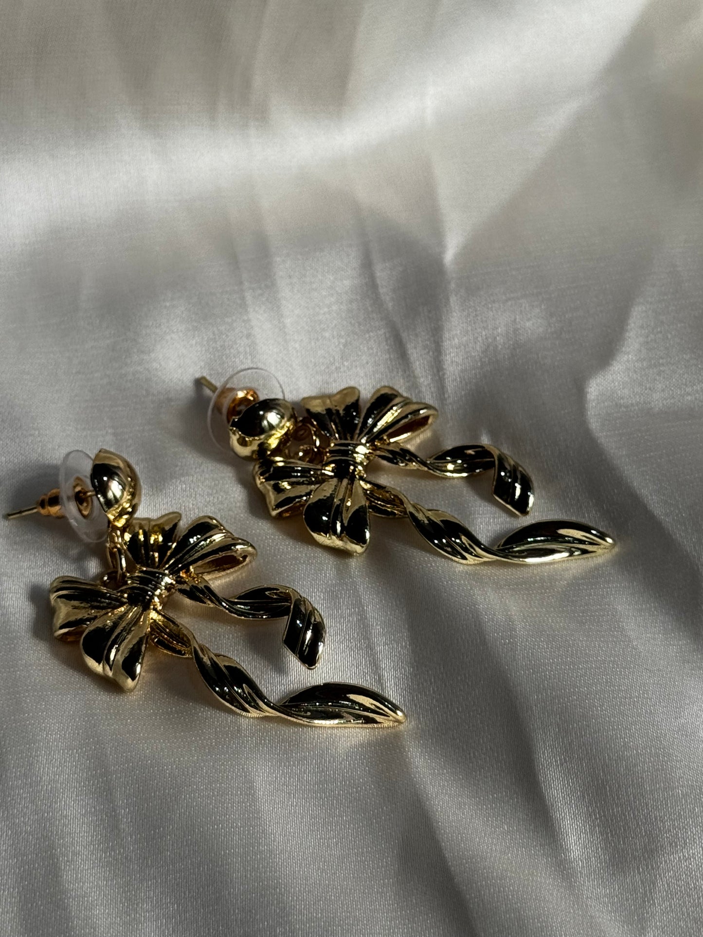 Gilded Ribbon Drops Earrings