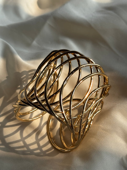 Wavy Wire Cuff