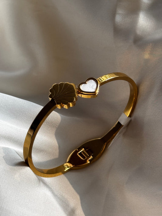 Ocean Heart Bangle