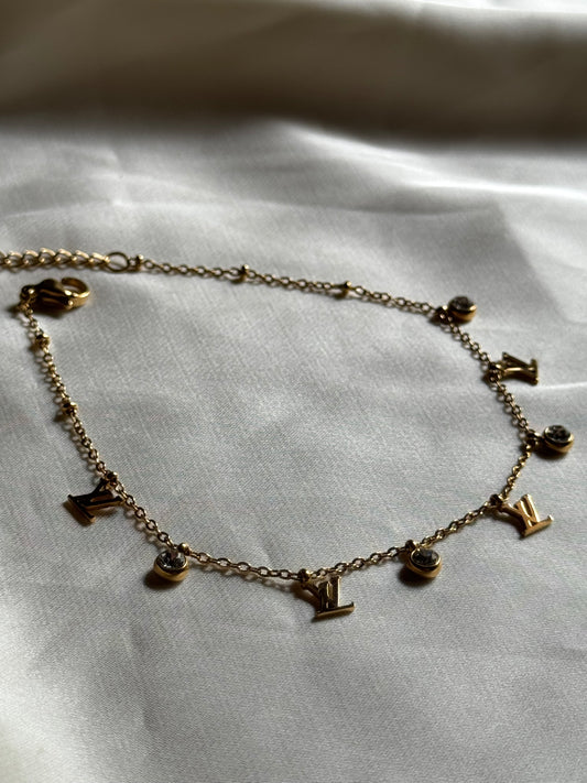 Vogue Virtue Dangle Bracelet